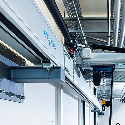 Layertec Reinraum Kran Kransystem Krananlage Hallenkran Deckenkran Kranmotor Kranantrieb Cleanroom Crane System Hall Ceiling Motor Drive 6